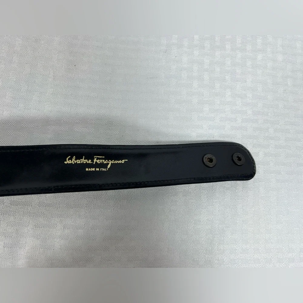 Salvatore Ferragamo Black Leather Belt Made in Italy Size 32” in total